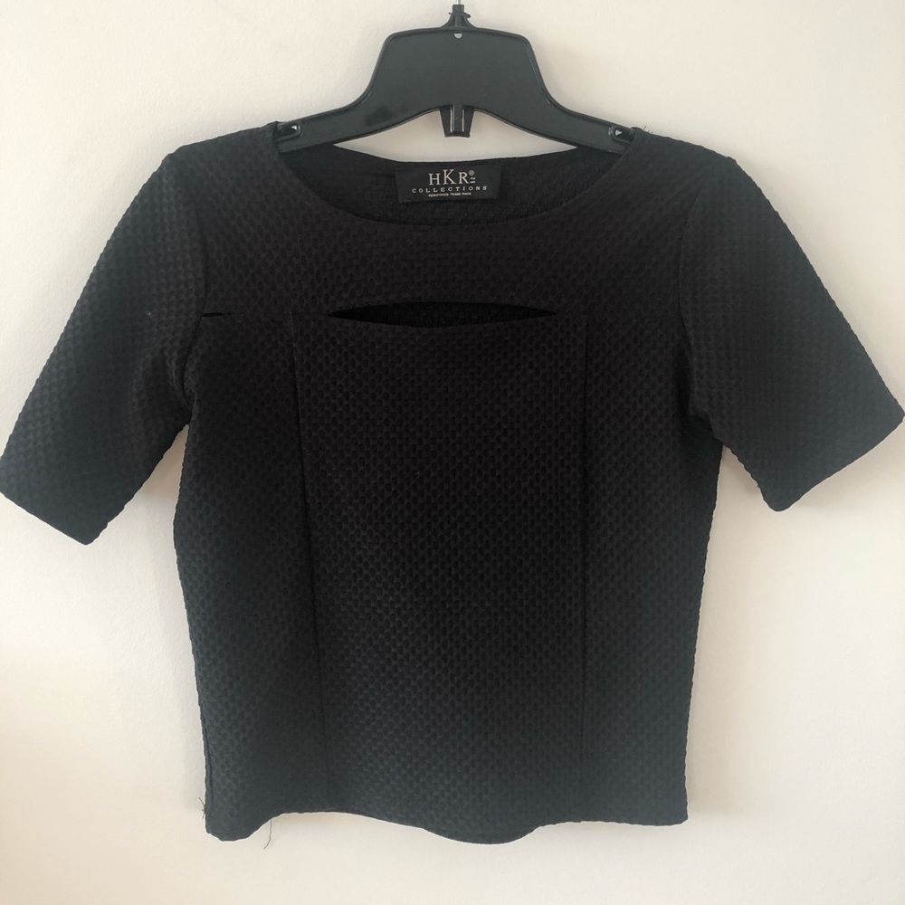 3/$30🌻HKR black basic top